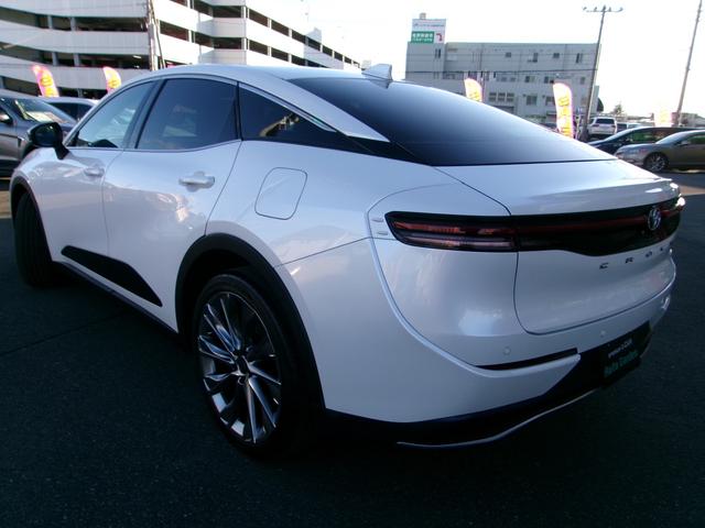 クラウンクロスオーバー Ｇアドバンスド・レザーパッケージ　純正ナビ　パノラミックビューモニター　ＥＴＣ　シートヒーター　ベンチレーション　４ＷＤ（7枚目）