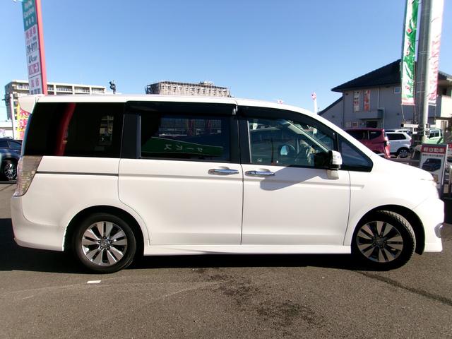 ステップワゴンスパーダ Ｚ　ナビ　バックカメラ　ＥＴＣ　フリップダウンモニター（3枚目）