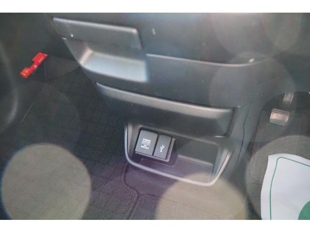 フリード クロスター・ホンダセンシング　前後ドラレコ／両側パワースライドドア／ホンダセンシング／衝突軽減ブレーキ／クルーズコントロール／ＬＥＤヘッドライト／アルミホイール／純正ナビ／ＥＴＣ／ＴＶ／バックカメラ／（11枚目）