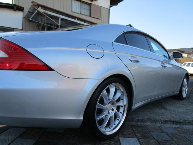 CLS500 正規ディーラー車 社外HDDナビ フルセグ バックカメラ サンルーフ 19インチアルミホイール ヒーター付き電動レザーシート ウッドコンビハンドル ETC 法人使用車 取説記録簿付(16枚目)