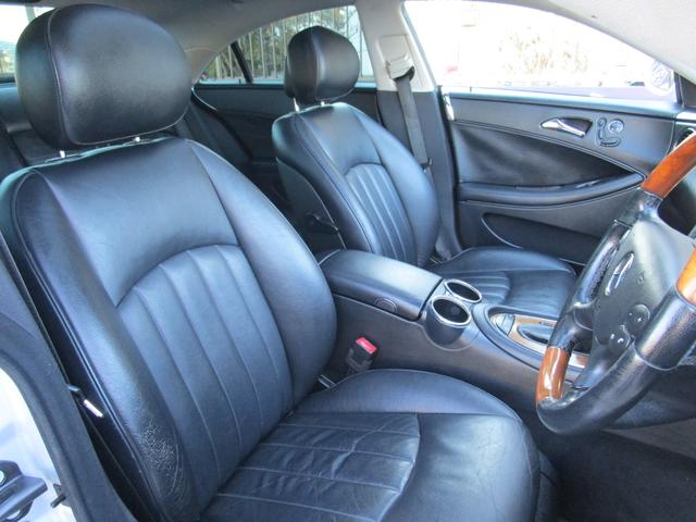 CLS500 正規ディーラー車 社外HDDナビ フルセグ バックカメラ サンルーフ 19インチアルミホイール ヒーター付き電動レザーシート ウッドコンビハンドル ETC 法人使用車 取説記録簿付(18枚目)