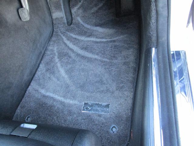 CLS500 正規ディーラー車 社外HDDナビ フルセグ バックカメラ サンルーフ 19インチアルミホイール ヒーター付き電動レザーシート ウッドコンビハンドル ETC 法人使用車 取説記録簿付(22枚目)