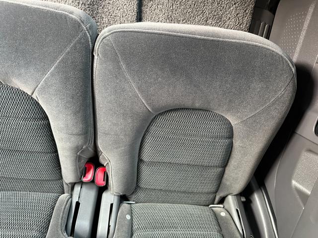 エクスプローラー ＸＬＴ　正規ディーラー車　新品タイヤ　社外１７インチホイール　エクリプス製ナビ　バックカメラ　ヒッチメンバー　パワーシート　キーレス　ＥＴＣ　ドアバイザー　取説記録簿　スペアキー（33枚目）