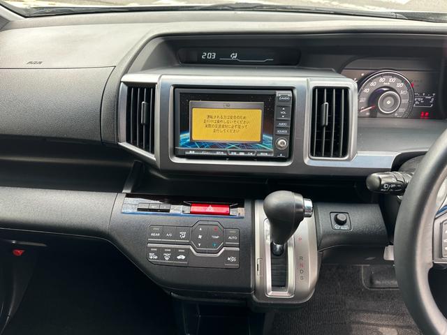 ステップワゴンスパーダ Z 新品タイヤ 純正HDDナビ W電動スライドドア フリップダウンモニター スマートキー バックカメラ フルセグ Bluetooth 純正16インチアルミホイール ETC HIDライト ドライブレコーダー(7枚目)