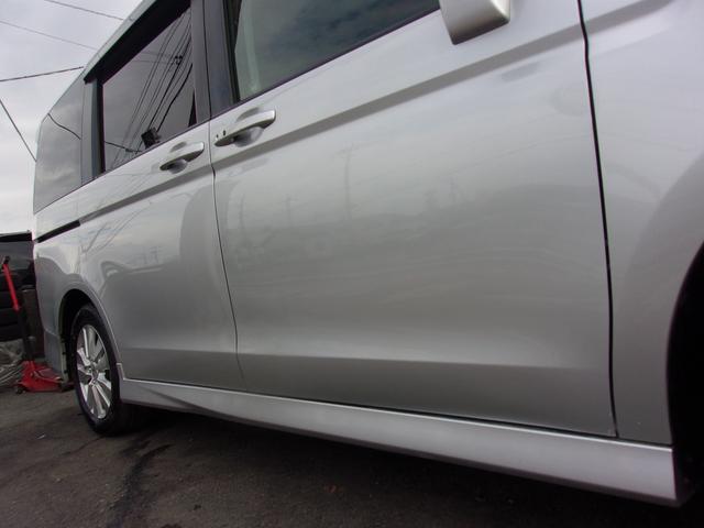 ステップワゴンスパーダ Z 新品タイヤ 純正HDDナビ W電動スライドドア フリップダウンモニター スマートキー バックカメラ フルセグ Bluetooth 純正16インチアルミホイール ETC HIDライト ドライブレコーダー(15枚目)