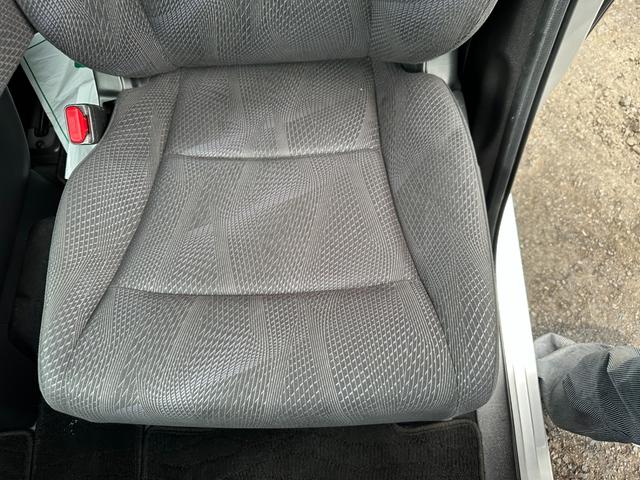 ステップワゴンスパーダ Z 新品タイヤ 純正HDDナビ W電動スライドドア フリップダウンモニター スマートキー バックカメラ フルセグ Bluetooth 純正16インチアルミホイール ETC HIDライト ドライブレコーダー(26枚目)