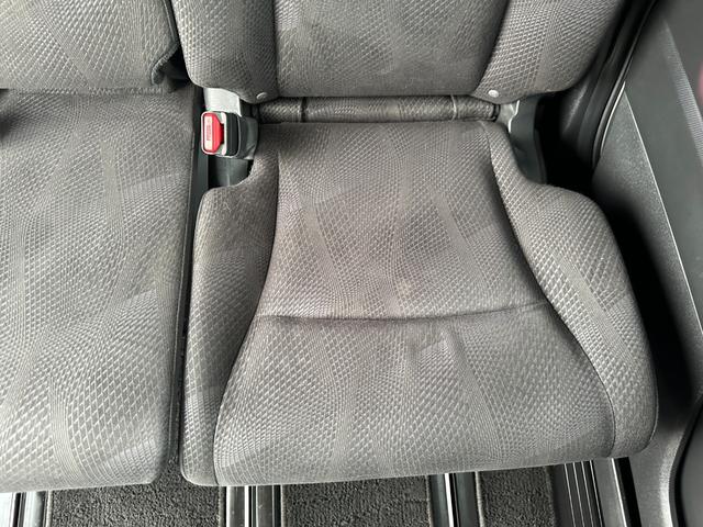 ステップワゴンスパーダ Z 新品タイヤ 純正HDDナビ W電動スライドドア フリップダウンモニター スマートキー バックカメラ フルセグ Bluetooth 純正16インチアルミホイール ETC HIDライト ドライブレコーダー(35枚目)