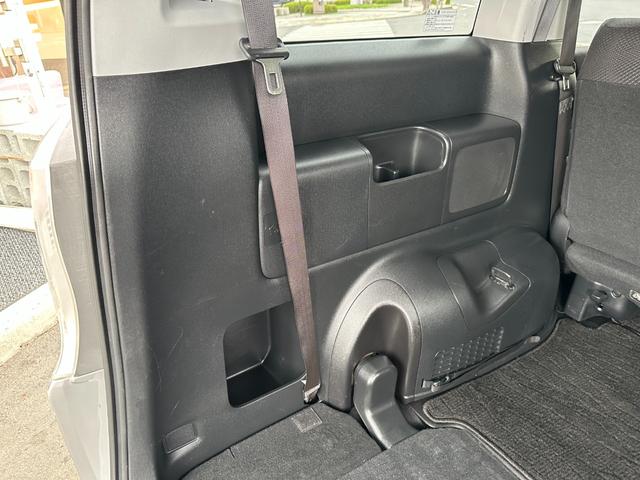 ステップワゴンスパーダ Z 新品タイヤ 純正HDDナビ W電動スライドドア フリップダウンモニター スマートキー バックカメラ フルセグ Bluetooth 純正16インチアルミホイール ETC HIDライト ドライブレコーダー(50枚目)