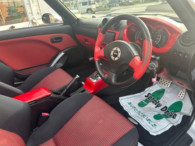 コペン ２ｎｄアニバーサリーエディション　純正レカロシート　社外ナビ　社外ＬＥＤテールランプ　ＥＴＣ　ＭＯＭＯステアリング　シートヒーター　ワンセグ　ＥＴＣ　キーレス　ＨＩＤライト　純正１５インチアルミホイール（19枚目）