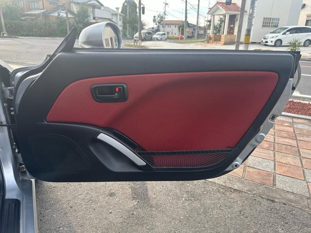 コペン ２ｎｄアニバーサリーエディション　純正レカロシート　社外ナビ　社外ＬＥＤテールランプ　ＥＴＣ　ＭＯＭＯステアリング　シートヒーター　ワンセグ　ＥＴＣ　キーレス　ＨＩＤライト　純正１５インチアルミホイール（32枚目）