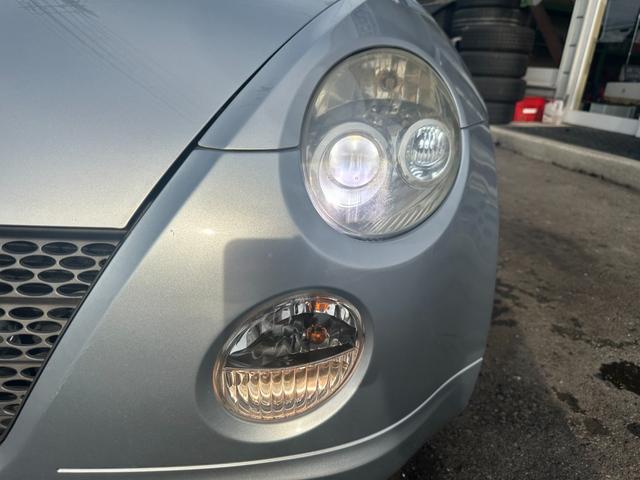 コペン ２ｎｄアニバーサリーエディション　純正レカロシート　社外ナビ　社外ＬＥＤテールランプ　ＥＴＣ　ＭＯＭＯステアリング　シートヒーター　ワンセグ　ＥＴＣ　キーレス　ＨＩＤライト　純正１５インチアルミホイール（46枚目）