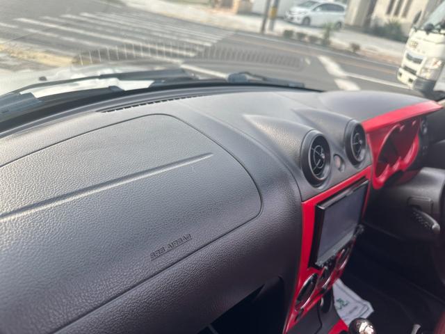 コペン ２ｎｄアニバーサリーエディション　純正レカロシート　社外ナビ　社外ＬＥＤテールランプ　ＥＴＣ　ＭＯＭＯステアリング　シートヒーター　ワンセグ　ＥＴＣ　キーレス　ＨＩＤライト　純正１５インチアルミホイール（64枚目）