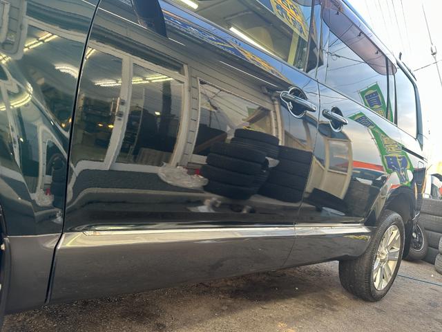 デリカD:5 G パワーパッケージ 4WD 新品タイヤ 7人乗り 社外ナビ フリップダウンモニター バックカメラ フルセグ Bluetooth クリアランスソナー スマートキー 純正18インチアルミホイール ETC HIDライト(15枚目)