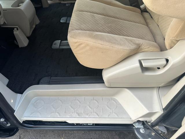 デリカD:5 G パワーパッケージ 4WD 新品タイヤ 7人乗り 社外ナビ フリップダウンモニター バックカメラ フルセグ Bluetooth クリアランスソナー スマートキー 純正18インチアルミホイール ETC HIDライト(36枚目)