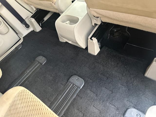 デリカD:5 G パワーパッケージ 4WD 新品タイヤ 7人乗り 社外ナビ フリップダウンモニター バックカメラ フルセグ Bluetooth クリアランスソナー スマートキー 純正18インチアルミホイール ETC HIDライト(40枚目)