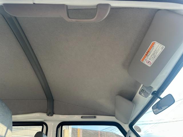 クリッパーバン DX 新品タイヤ タイミングベルト交換 社外14インチアルミホイール ヘッドライトレベライザー スペアキー 取扱説明書 整備点検記録簿(11枚目)