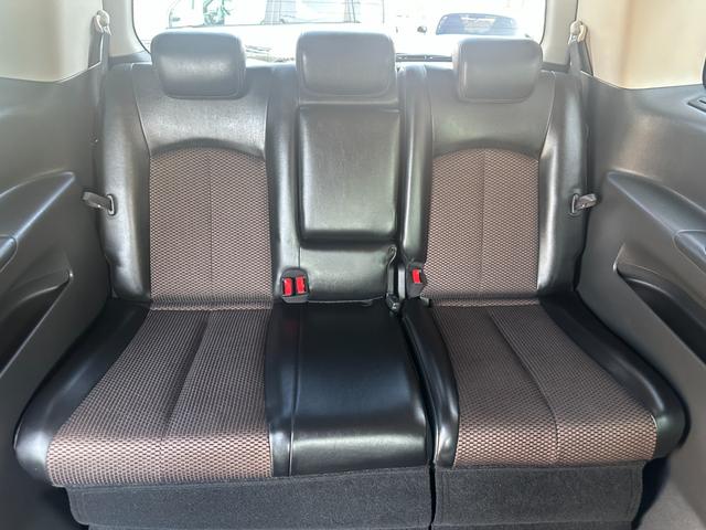 エルグランド 250ハイウェイスター 7人乗り 社外ナビ ハーフレザーシート オットマン 両側電動スライドドア フルセグ バックカメラ スマートキー プッシュスタート HIDライト 純正18インチアルミホイール 取説記録簿 ETC(41枚目)