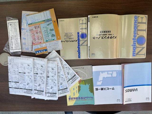 バモス Ｌ　タイミングベルト交換　ホンダ純正１４インチアルミホイール　キーレス　ドアバイザー　純正オーディオ　ウッドパネル　取説、記録簿（10枚目）