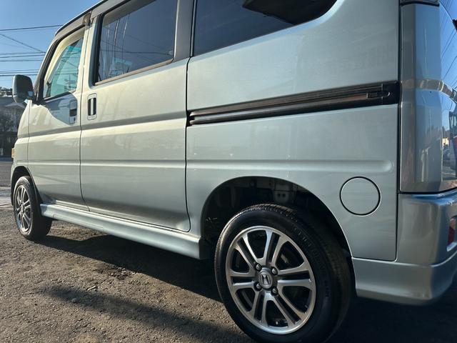 バモス Ｌ　タイミングベルト交換　ホンダ純正１４インチアルミホイール　キーレス　ドアバイザー　純正オーディオ　ウッドパネル　取説、記録簿（13枚目）