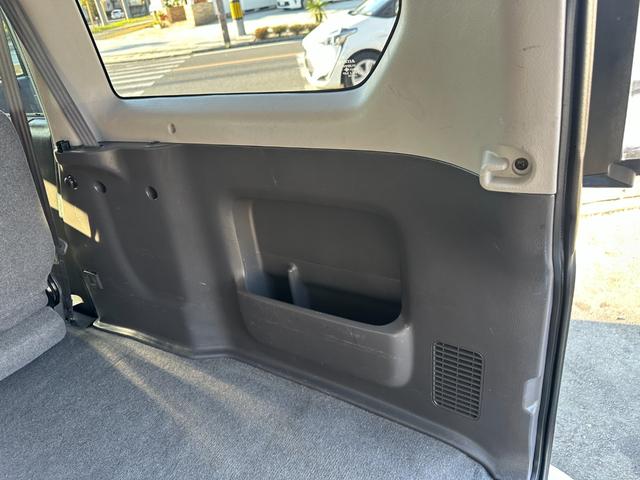 バモス Ｌ　タイミングベルト交換　ホンダ純正１４インチアルミホイール　キーレス　ドアバイザー　純正オーディオ　ウッドパネル　取説、記録簿（44枚目）