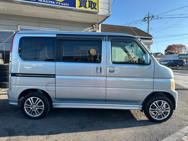 バモス Ｌ　タイミングベルト交換　ホンダ純正１４インチアルミホイール　キーレス　ドアバイザー　純正オーディオ　ウッドパネル　取説、記録簿（50枚目）