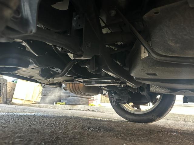 ビアンテ アイ・ストップスマートエディションII 新品タイヤ 新品セルモーター 純正ナビ フルセグ バックカメラ Bluetooth 両側電動スライドドア スマートキー 純正17インチアルミホイール 取扱説明書 スペアキー タイミングチェーンエンジン(71枚目)