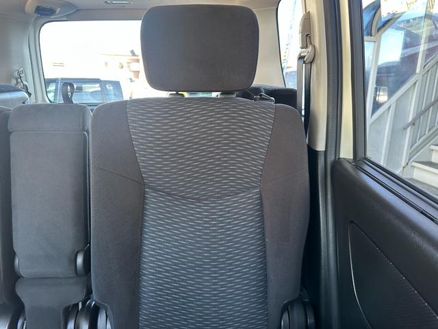 セレナ 20X Vセレクション+セーフティ S-ハイブリッド 新品タイヤ 車線逸脱警告 純正ナビ 両側電動スライドドア フルセグ バックカメラ Bluetooth スマートキー 純正15インチアルミホイール ETC 後席ピクニックテーブル 取説記録簿(34枚目)