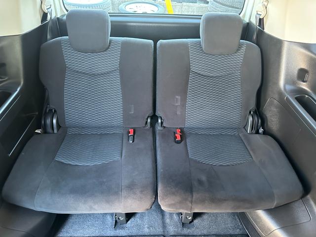 セレナ 20X Vセレクション+セーフティ S-ハイブリッド 新品タイヤ 車線逸脱警告 純正ナビ 両側電動スライドドア フルセグ バックカメラ Bluetooth スマートキー 純正15インチアルミホイール ETC 後席ピクニックテーブル 取説記録簿(42枚目)