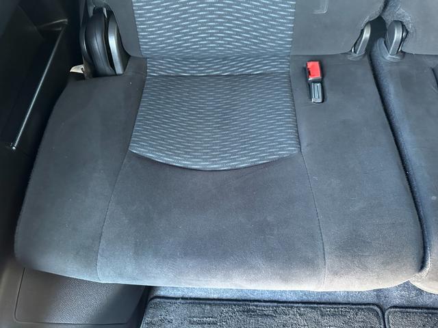 セレナ 20X Vセレクション+セーフティ S-ハイブリッド 新品タイヤ 車線逸脱警告 純正ナビ 両側電動スライドドア フルセグ バックカメラ Bluetooth スマートキー 純正15インチアルミホイール ETC 後席ピクニックテーブル 取説記録簿(45枚目)