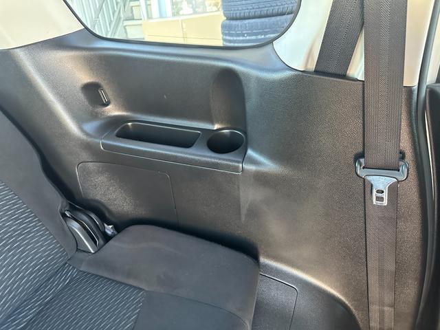 セレナ 20X Vセレクション+セーフティ S-ハイブリッド 新品タイヤ 車線逸脱警告 純正ナビ 両側電動スライドドア フルセグ バックカメラ Bluetooth スマートキー 純正15インチアルミホイール ETC 後席ピクニックテーブル 取説記録簿(48枚目)