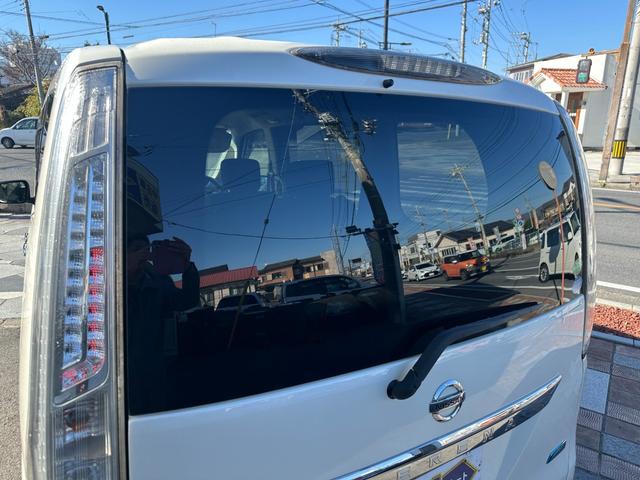 セレナ 20X Vセレクション+セーフティ S-ハイブリッド 新品タイヤ 車線逸脱警告 純正ナビ 両側電動スライドドア フルセグ バックカメラ Bluetooth スマートキー 純正15インチアルミホイール ETC 後席ピクニックテーブル 取説記録簿(66枚目)