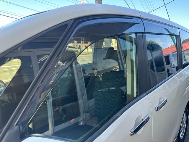 セレナ 20X Vセレクション+セーフティ S-ハイブリッド 新品タイヤ 車線逸脱警告 純正ナビ 両側電動スライドドア フルセグ バックカメラ Bluetooth スマートキー 純正15インチアルミホイール ETC 後席ピクニックテーブル 取説記録簿(70枚目)