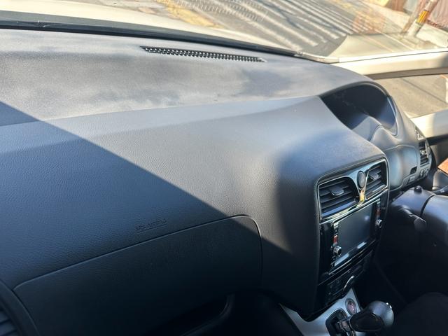 セレナ 20X Vセレクション+セーフティ S-ハイブリッド 新品タイヤ 車線逸脱警告 純正ナビ 両側電動スライドドア フルセグ バックカメラ Bluetooth スマートキー 純正15インチアルミホイール ETC 後席ピクニックテーブル 取説記録簿(74枚目)