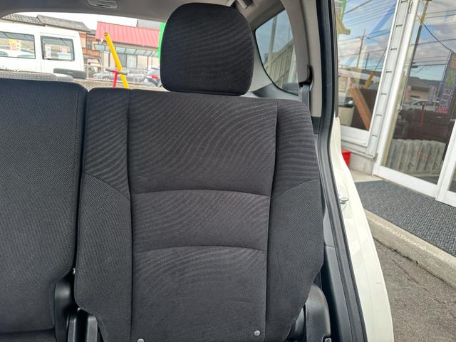 オデッセイ Ｍファインスピリット　エアロパッケージ　新品タイヤ　社外１８インチアルミホイール　純正ナビ　バックカメラ　Ｂｌｕｅｔｏｏｔｈ　ワンセグ　純正エアロパーツ　ＥＴＣ　ＨＩＤライト　ウッドパネル　キーレス　取説記録簿　タイミングチェーンエンジン（31枚目）