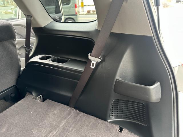 オデッセイ Ｍファインスピリット　エアロパッケージ　新品タイヤ　社外１８インチアルミホイール　純正ナビ　バックカメラ　Ｂｌｕｅｔｏｏｔｈ　ワンセグ　純正エアロパーツ　ＥＴＣ　ＨＩＤライト　ウッドパネル　キーレス　取説記録簿　タイミングチェーンエンジン（47枚目）