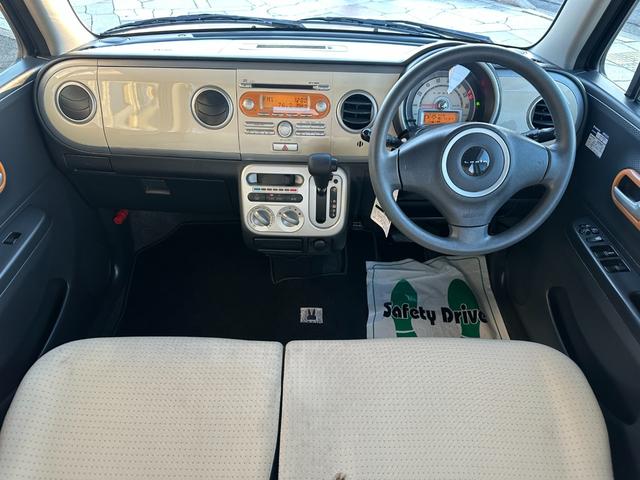 アルトラパン Ｘ　純正オーディオ　純正１４インチアルミホイール　スマートキー　プッシュスタート　ヘッドライトレベライザー　ドアバイザー　取説記録簿　タイミングチェーンエンジン（2枚目）