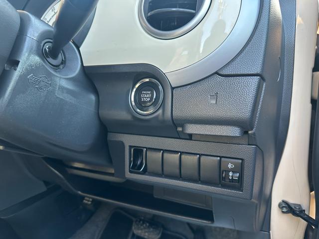 アルトラパン Ｘ　純正オーディオ　純正１４インチアルミホイール　スマートキー　プッシュスタート　ヘッドライトレベライザー　ドアバイザー　取説記録簿　タイミングチェーンエンジン（8枚目）