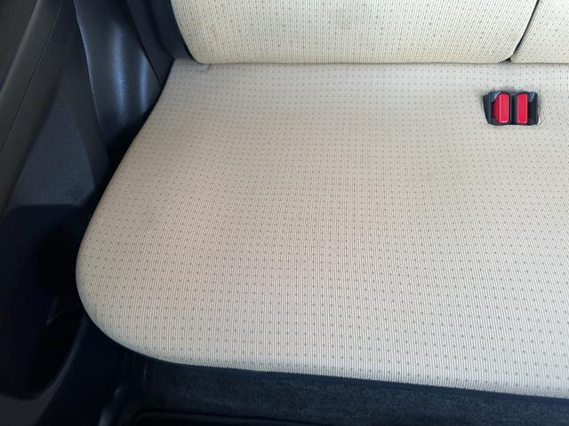 アルトラパン Ｘ　純正オーディオ　純正１４インチアルミホイール　スマートキー　プッシュスタート　ヘッドライトレベライザー　ドアバイザー　取説記録簿　タイミングチェーンエンジン（33枚目）