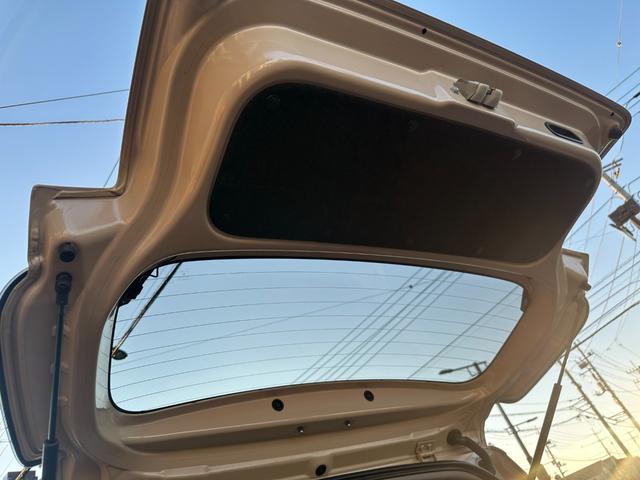 アルトラパン Ｘ　純正オーディオ　純正１４インチアルミホイール　スマートキー　プッシュスタート　ヘッドライトレベライザー　ドアバイザー　取説記録簿　タイミングチェーンエンジン（44枚目）