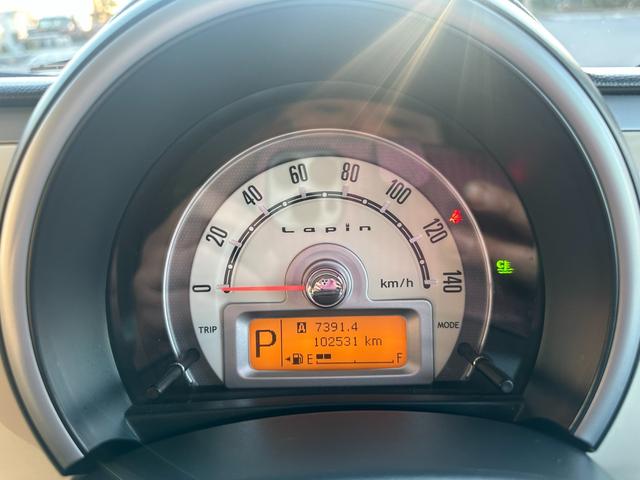 アルトラパン Ｘ　純正オーディオ　純正１４インチアルミホイール　スマートキー　プッシュスタート　ヘッドライトレベライザー　ドアバイザー　取説記録簿　タイミングチェーンエンジン（67枚目）