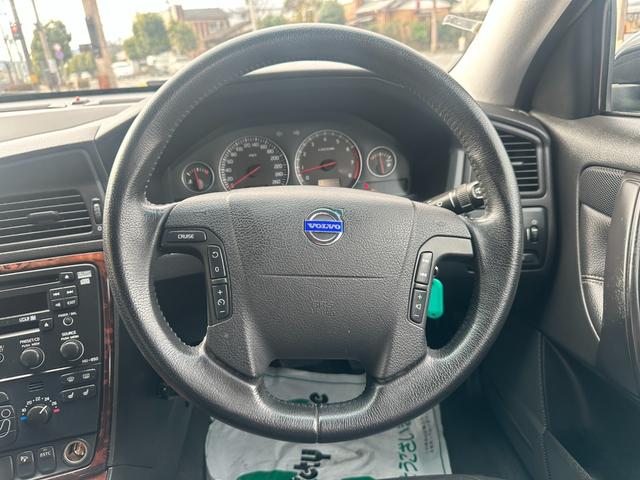 ���O�[�Ԃ̎��ё����������܂��I���Ђł͉�����Z�����Ă����X�ł��Ȃ����q�l�ɂ��ׂ����m�F�ł���悤�ɑ����̉摜���f�ڂ��Ă���܂��I�����⑫���A�����t���A�Ȃǂ��f�ڂ��Ă���܂��̂ōŊ��܂ł����������I