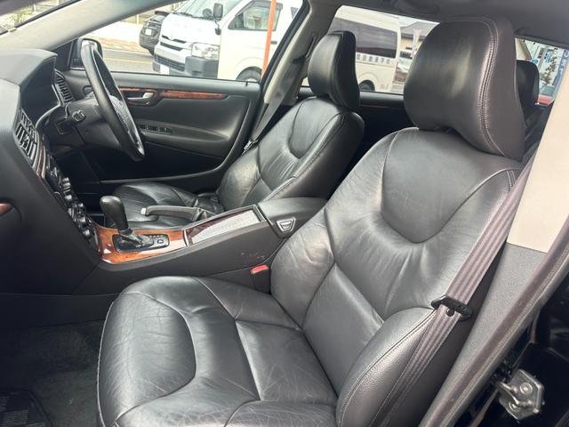 �ԓ��͌o���L�x�Ȑ��X�^�b�t�����X�܂ŃN���[�j���O�ς݂ł��I�e�V�[�g�̓X����ڗ�����Ȃǂ��Ȃ��Y��ȏ�Ԃł��I