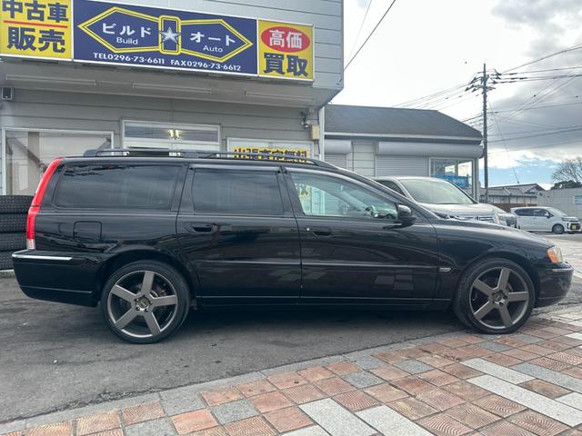 �ڗ�����w�R�~���Ȃ��Y��ȏ�ԂŁA�摜�̂悤�Ɏ��͂��f�荞�ނقǃc��������܂��I���_���ɂ͋��͝����R�[�g���{�H���Ĕ[�Ԓv���܂��I