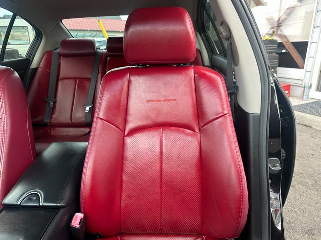 �J�[�i�r��I�[�f�B�I�̌�����t�⃍�[�_�E���A�G�A���p�[�c�A�}�t���[�Ȃǂ̃J�X�^���܂ŕ��L���s���Ă���܂��̂ŁA���C�y�ɂ����k�������I�ł������̒ቿ�i�ŏ���܂��I