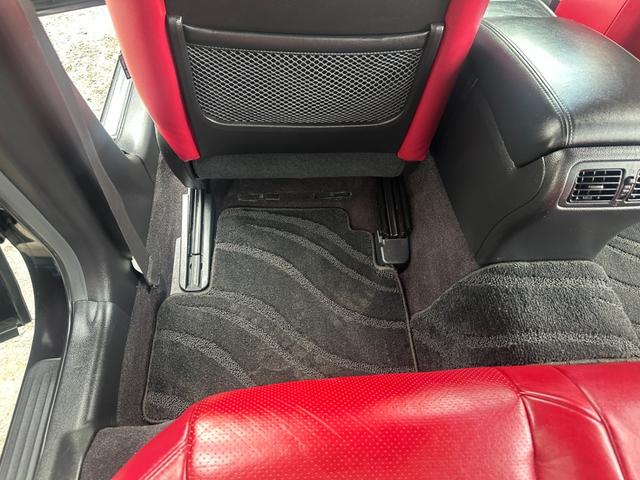 �C�ɂȂ�L�Y��w�R�~�A�����̉��������Ȃǂ������܂����炨�C�y�ɂ����k�������I���В�g�̃x�e��������H����������܂����A���X�^�b�t�ɂ�鍂���X�`�[���A���ہA���L�̃��[���N���[�j���O���s���Ă���܂��I