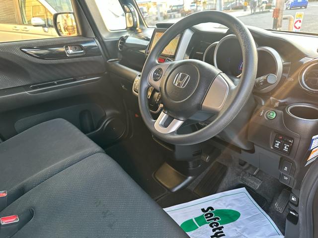 �^�]�ȑ��摜�ɂȂ�܂��I���q�l���ԗ��̏�Ԃ��ׂ������f�ł���悤�ɁA�w�����ꕔ���A���ʕ����A�X�e�b�v�����A�t���A�ȂǁA�ׂ����f�ڂ��Ă���܂��̂Ő���Ō�܂ł����������I