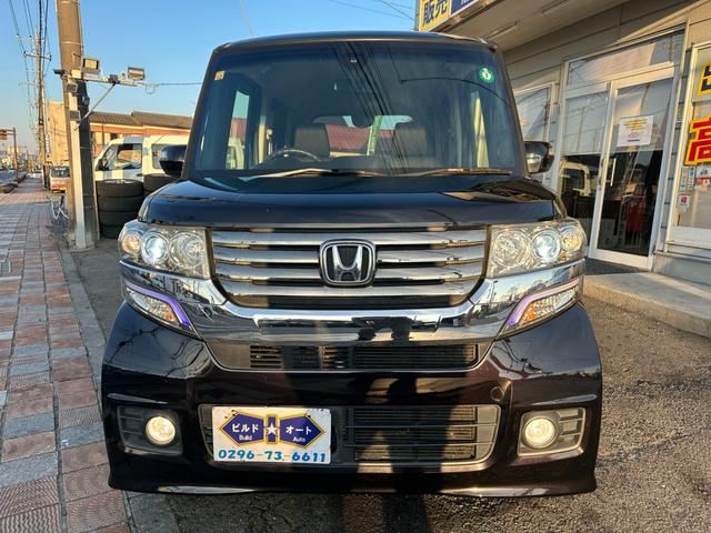 ���̂悤�ȃJ���[�̎ԗ��ɂ悭������F�A�Z�Ȃǂ͂���܂���I�c���������Y��ȏ�Ԃł��I