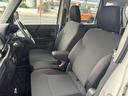 車内は経験豊富な専門スタッフが隅々までクリーニング済みです!各シートはスレや目立つ汚れなどもなく綺麗な状態です!