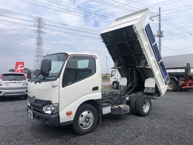 日野 デュトロ