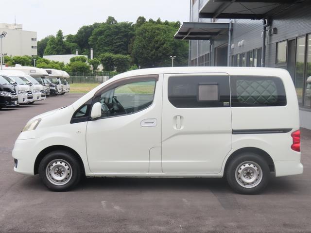 ＮＶ２００バネットワゴン 　ベッドキット　サブバッテリー　走行充電　ナビ切り替えスイッチ　カーナビ　ＥＴＣ（21枚目）